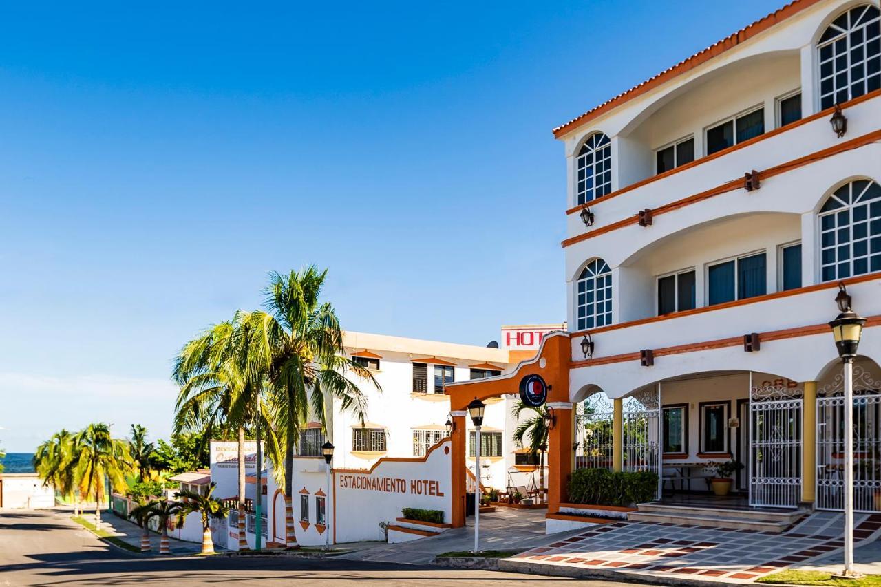 Отель Capital O Oxtankah,Chetumal Bay Кальдеритас Экстерьер фото